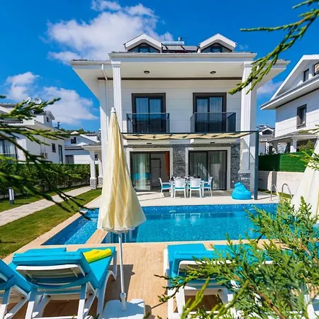 Hisar 1 - 4 Bedroom In Hisaroenue Фетхие